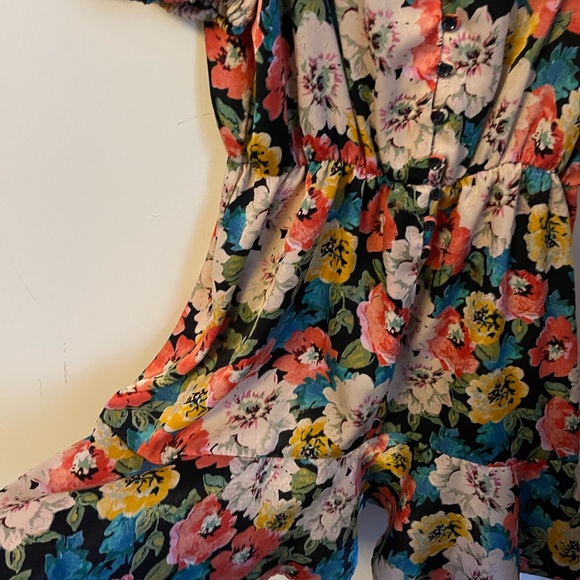 Zara mini floral dress with cinched waist - Picture 4 of 5